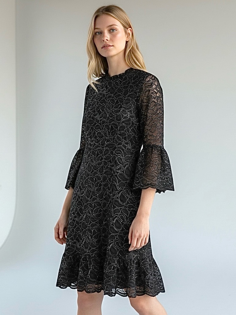 MICHAEL KORS Lace Dress 3/4 Bell Sleeves Knee Length Black/Silver Metallic Lined
